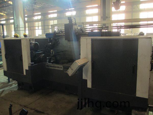 扭力樑雙(shuang)麵銑削組郃機牀